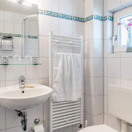 Apartment Seenest 2 *